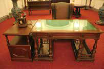 Original desk and chair used by the Bank's former governor