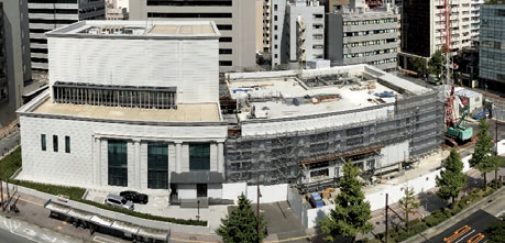 新営業所のI期棟とII期棟の接続工事の写真。