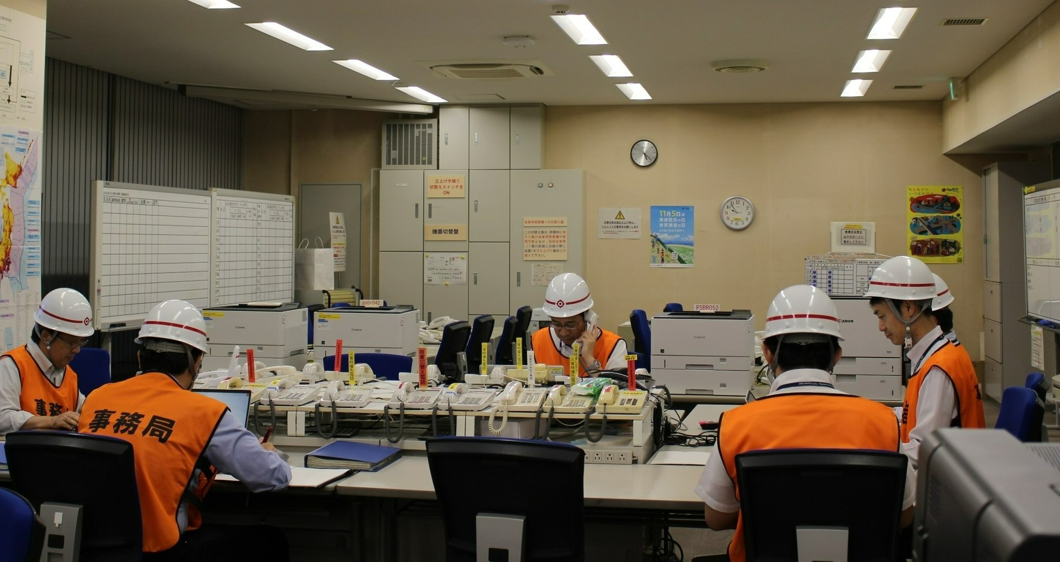 災害対策本部室での訓練模様の写真2