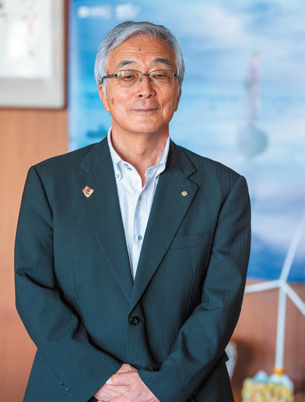 男鹿市長の菅原広二氏の写真
