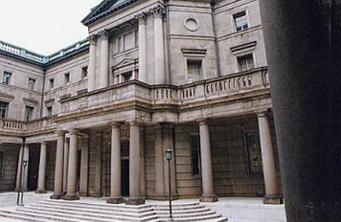 Image: exterior view of the Main Building as seen from the courtyard