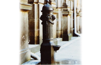 Image: watering station in the courtyard of the Main Building