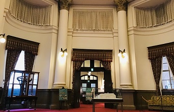 Image: exhibition room of the Main Building