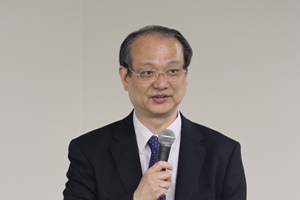 碓井 金融高度化センター企画役の講演の写真