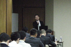 民間都市開発推進機構 福井 業務第二部長による講演の写真