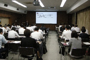 意見交換時の模様の写真