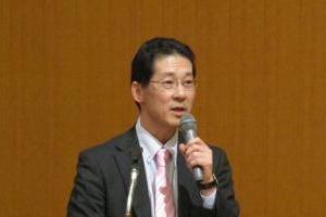 桑原 水戸事務所長（当時）による開会挨拶の写真