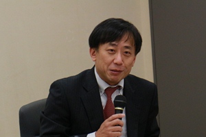 菅野（かんの）金融高度化センター長の写真