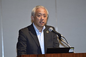 菅野（かんの）金融高度化センター長の写真